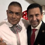 Ernesto Sánchez celebra el Grito de Independencia junto a vecinos de Cuajimalpa