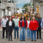 ALE CASTRO SUPERVISA AVANCES EN LA REHABILITACIÓN DE LA CALLE BENITO JUÁREZ